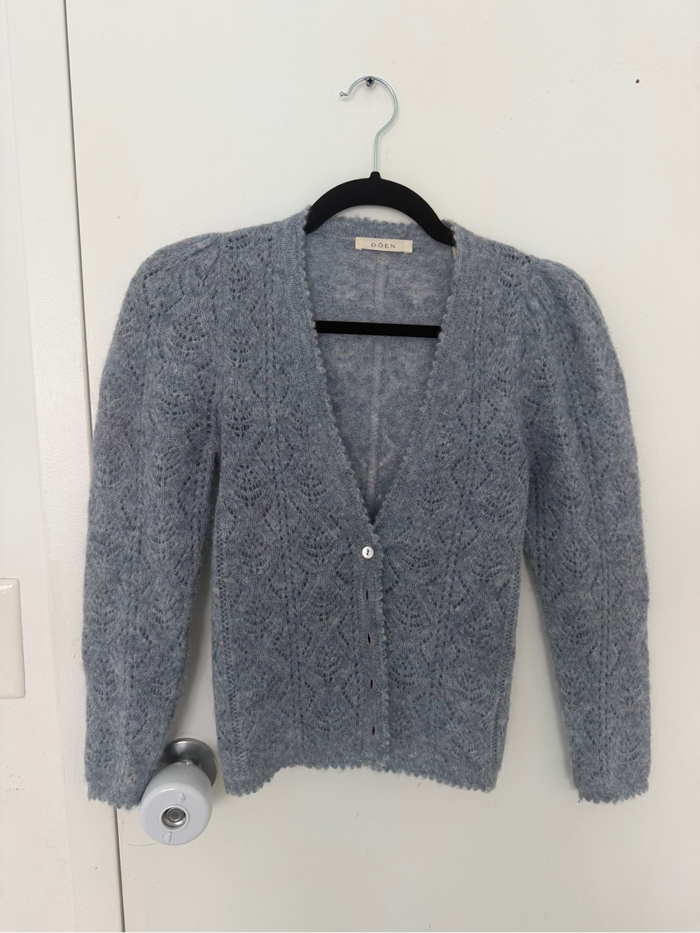 Doen alpaca Powder Blue Lace-Pattern V-Neck Cardigan